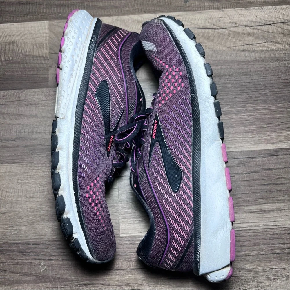 Brooks Ghost 12 Womens Size 10.5 Purple Black Running Shoes Sneakers 1203051B063 - Picture 4 of 6